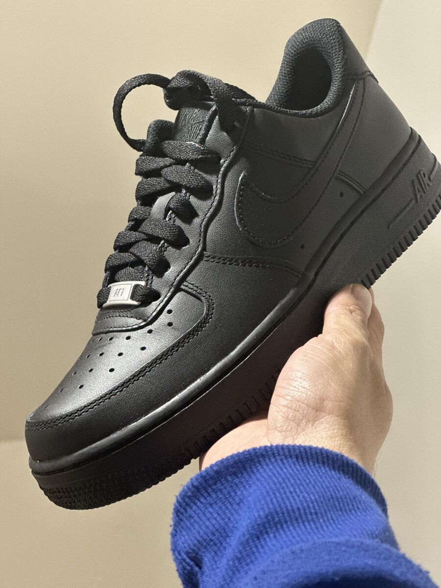Nike Air Force Noires & Blanches